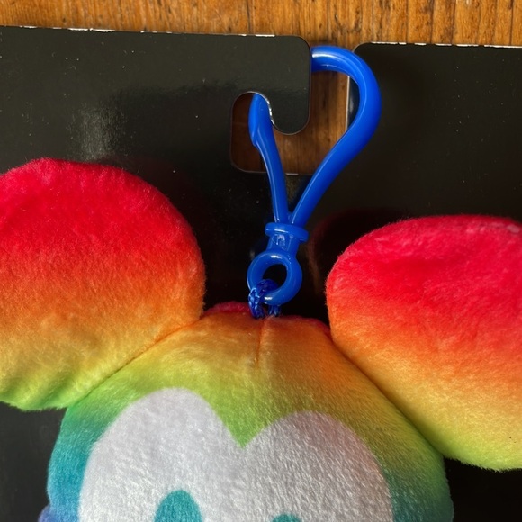 NWT Disney Rainbow Collection MICKEY MOUSE Clip-ON - Picture 7 of 12